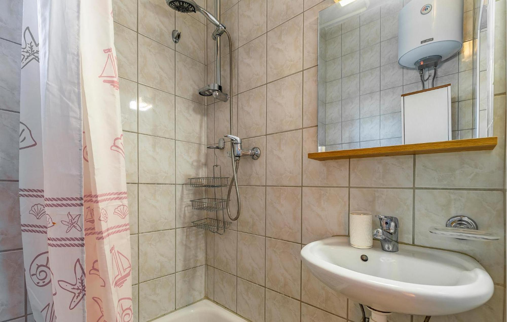 Pet Friendly Apartment In Medulin With Wifi Exteriör bild