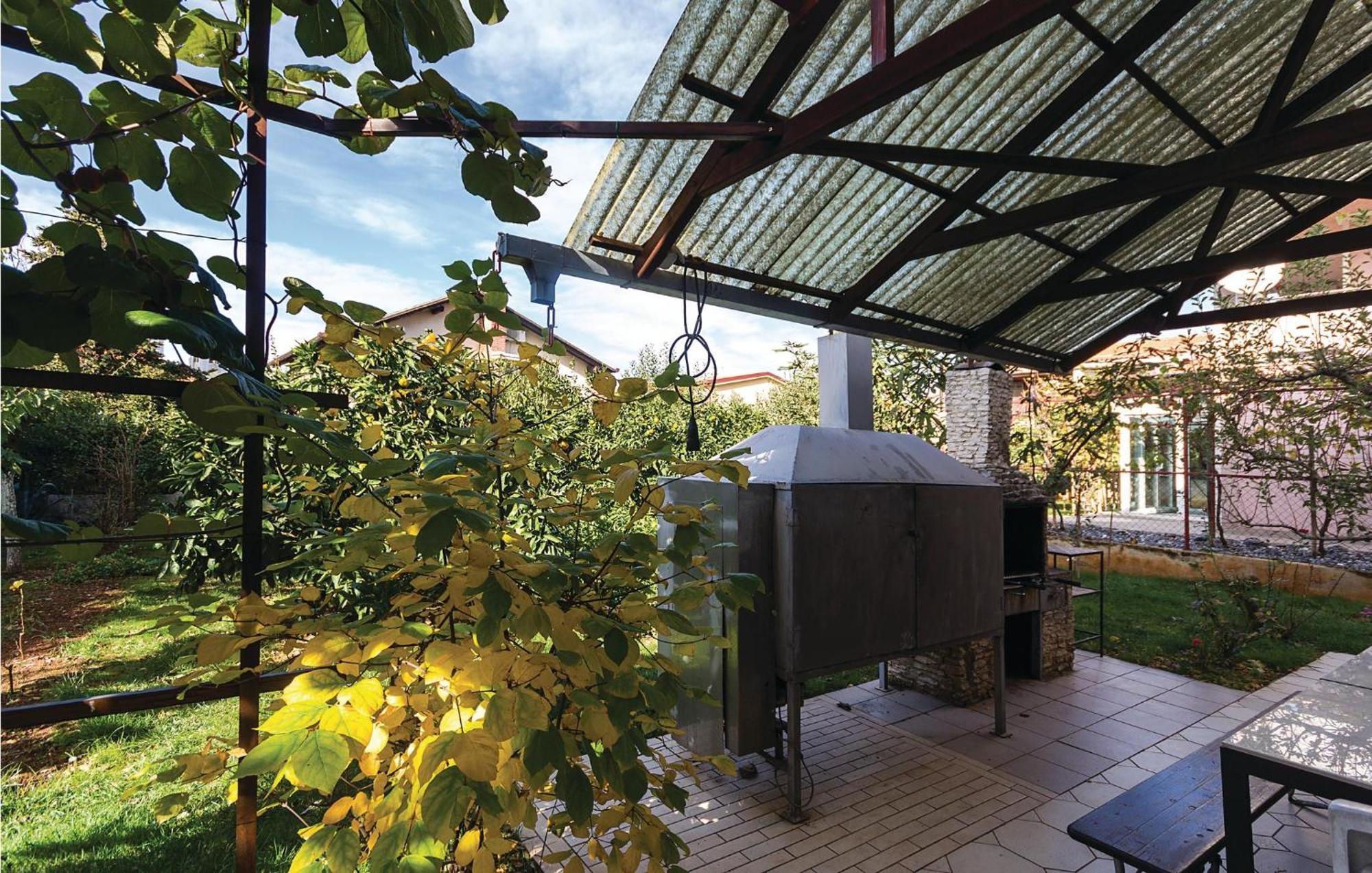 Pet Friendly Apartment In Medulin With Wifi Exteriör bild